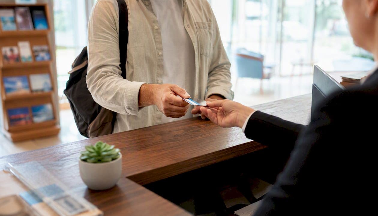 How to Get Hotel Room Upgrades: Tactics That Work