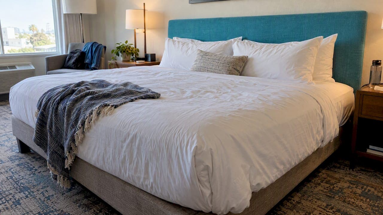Hotel Bed Sizes: What Twin, Full, Queen and King Mean